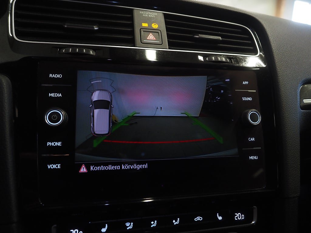 Vehicle Image 19