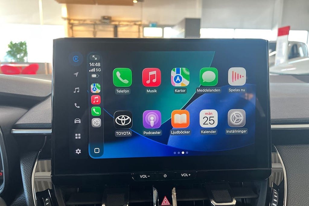 Vehicle Image 13