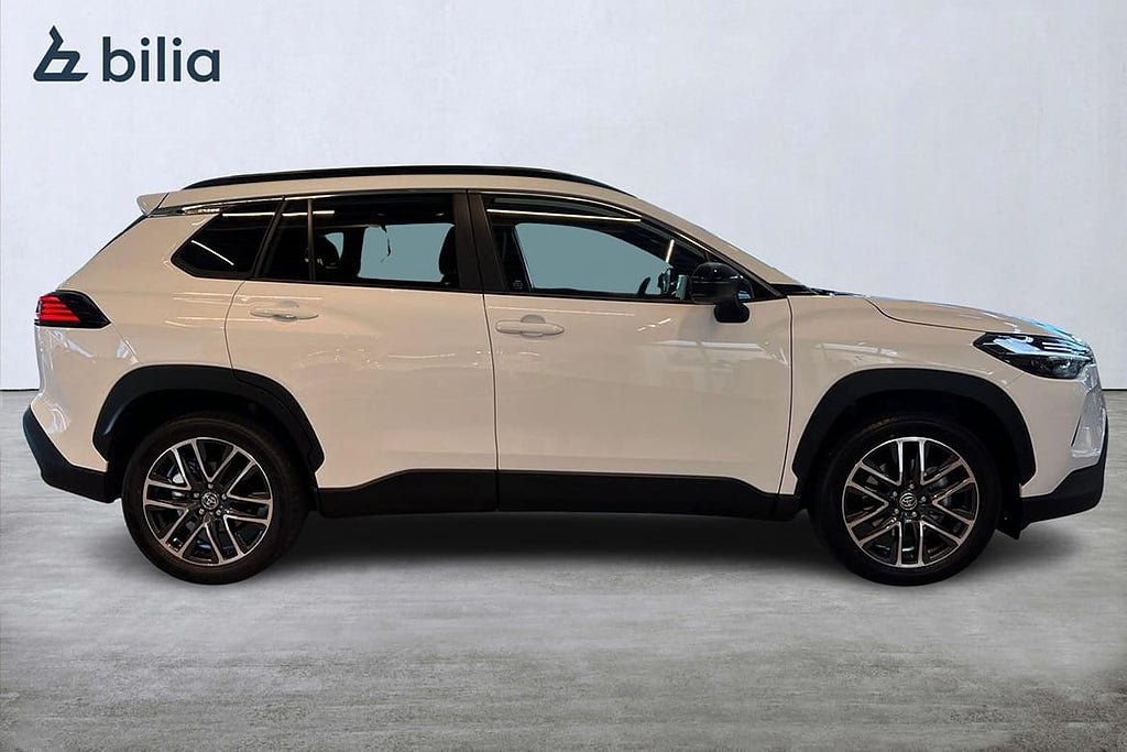 Vehicle Image 16
