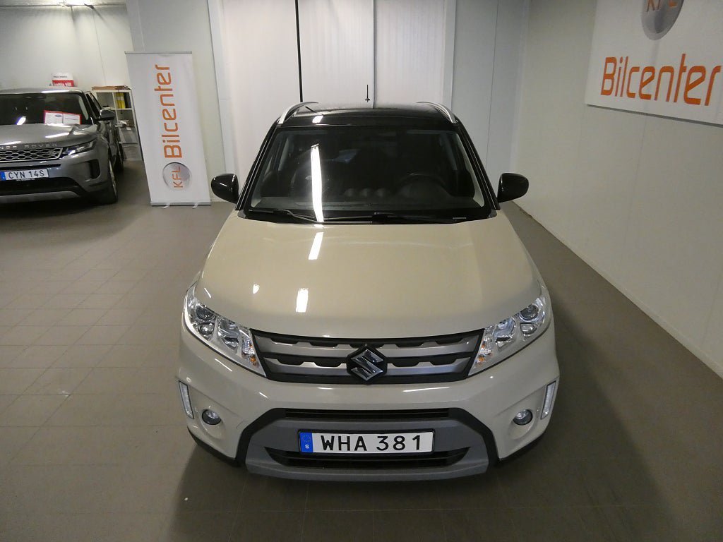 Vehicle Image 9