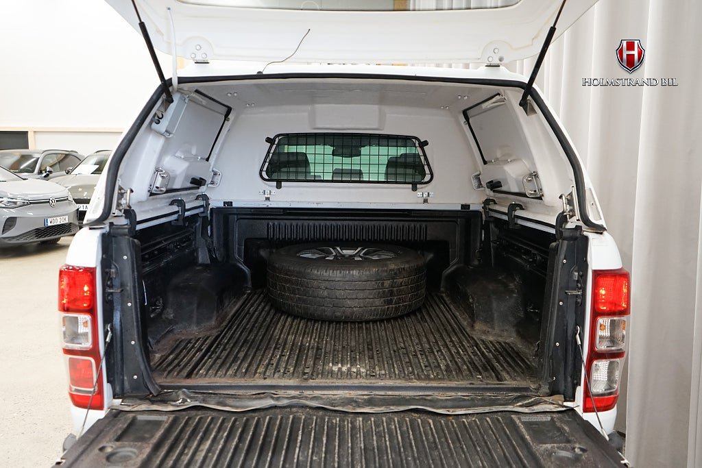 Vehicle Image 22