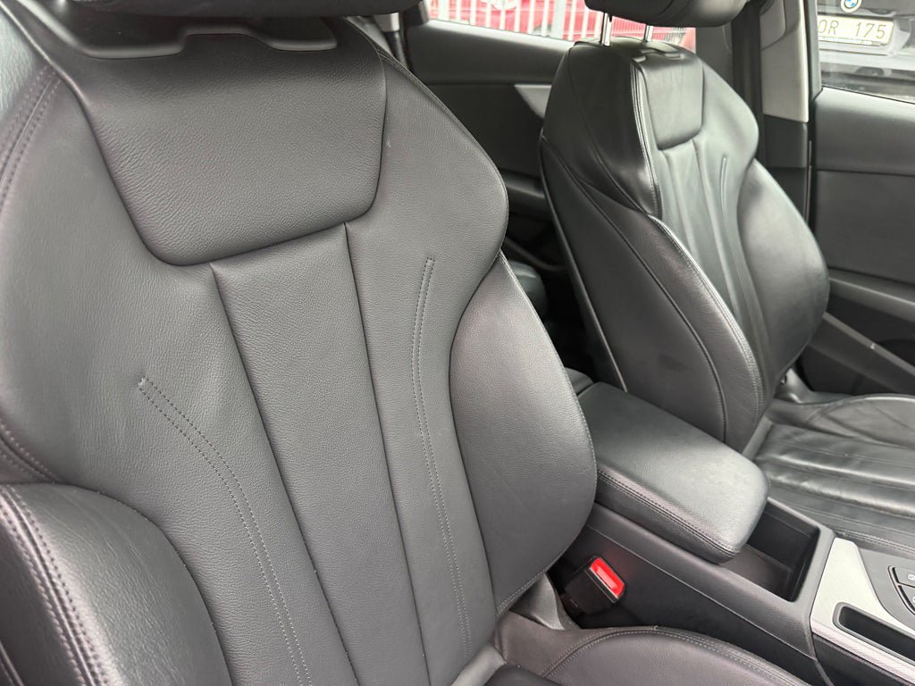 Vehicle Image 14