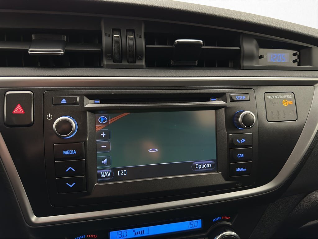 Vehicle Image 22