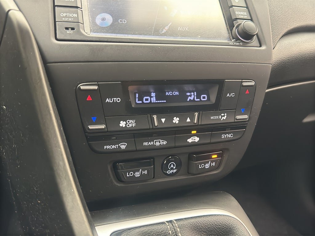 Vehicle Image 19