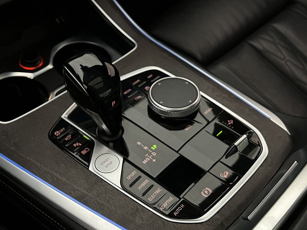 Vehicle Image 27
