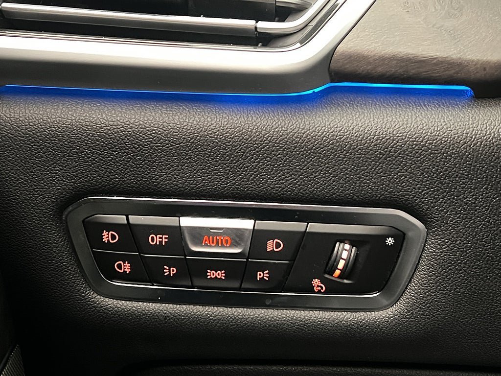 Vehicle Image 28