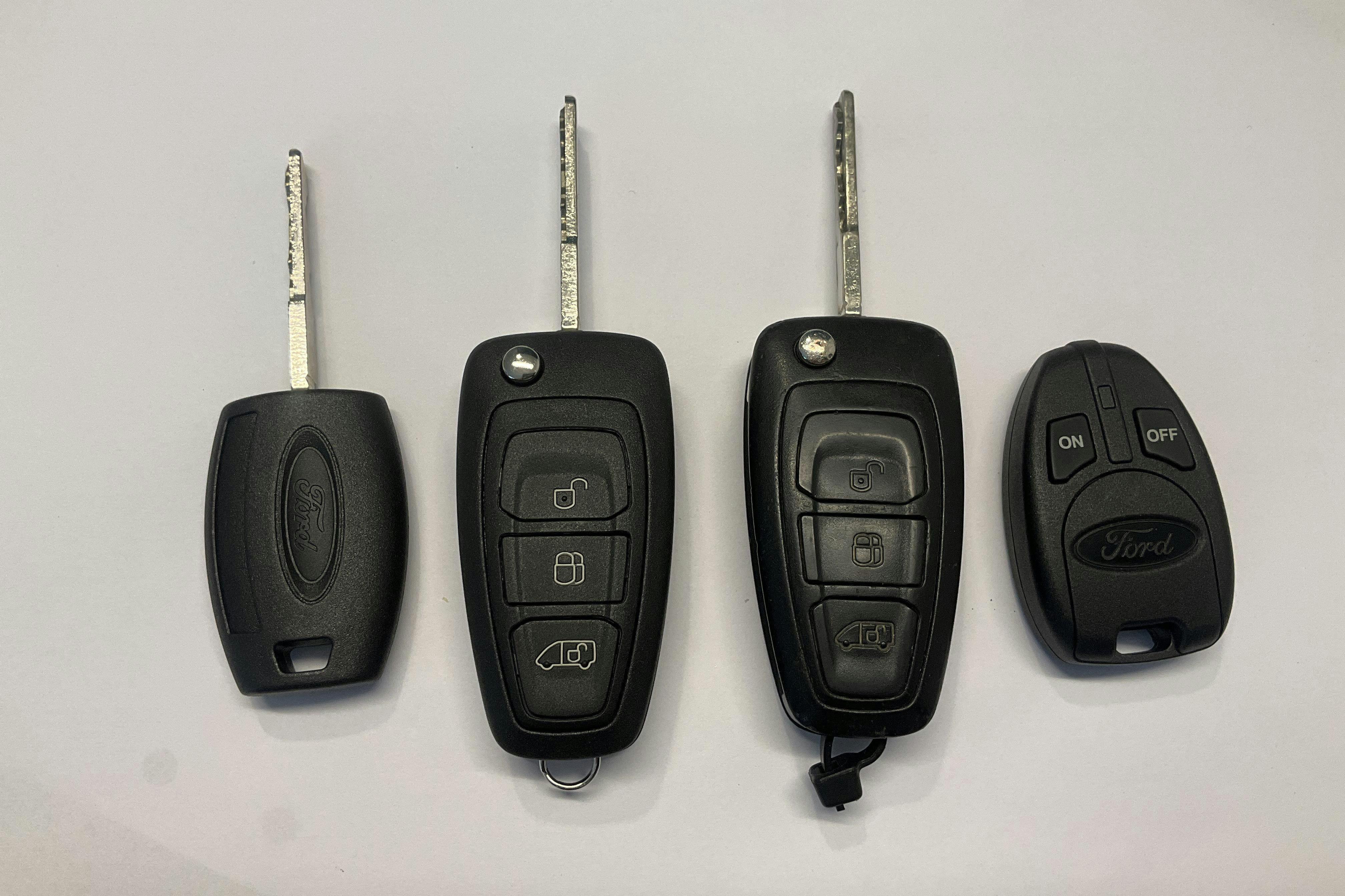 Vehicle Image 14