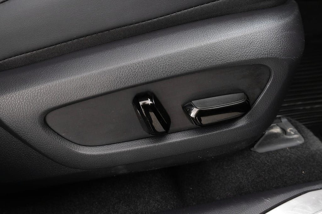 Vehicle Image 24