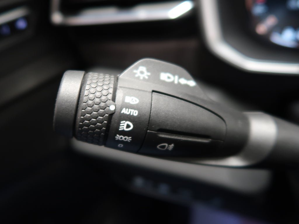 Vehicle Image 33