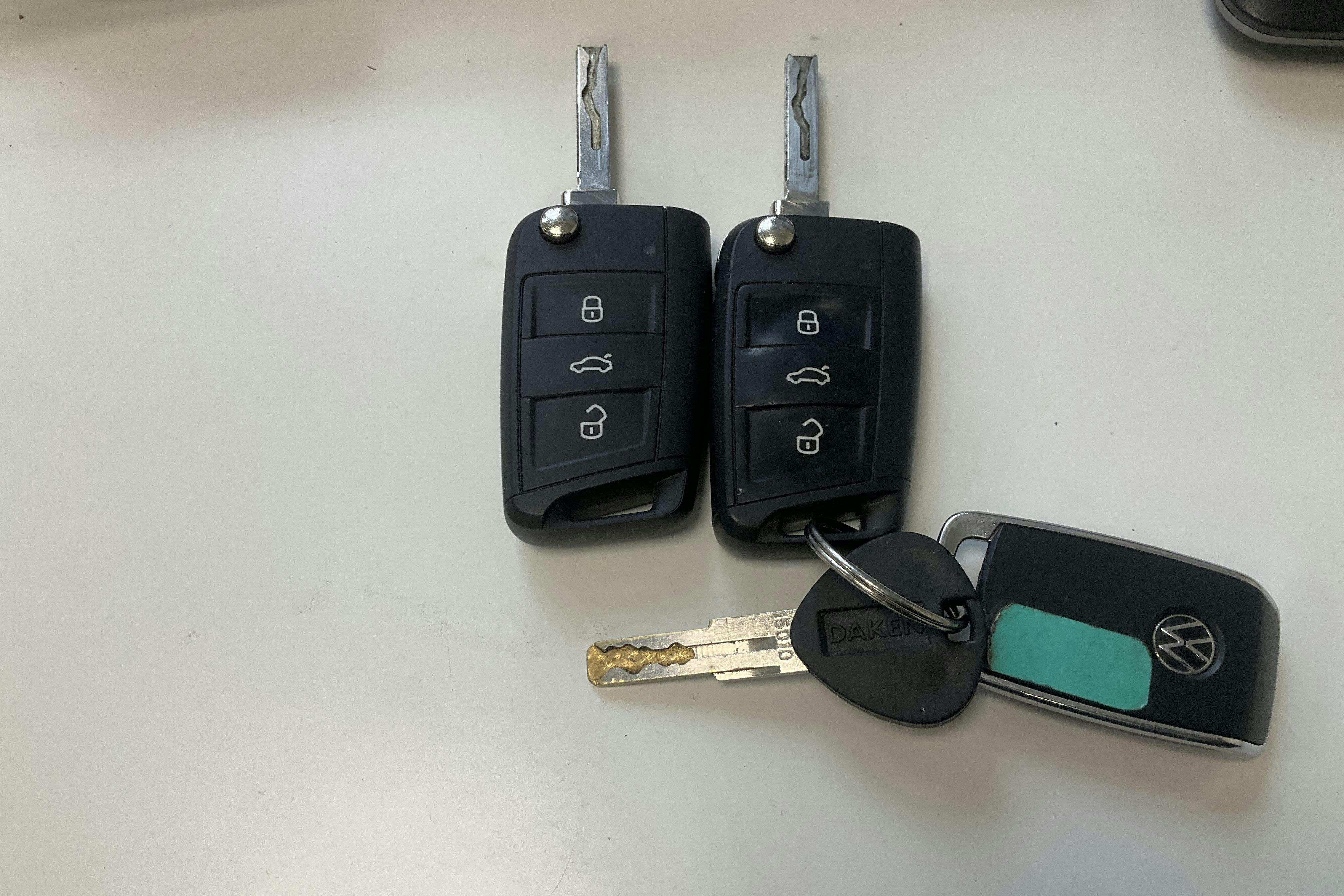 Vehicle Image 19