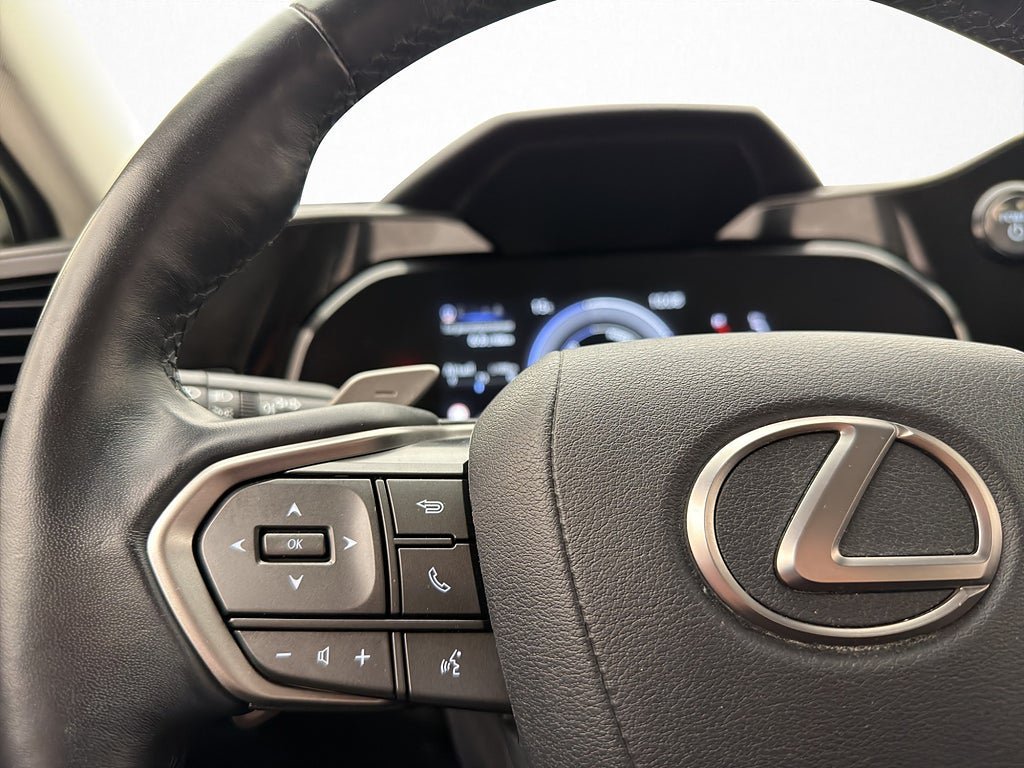 Vehicle Image 17