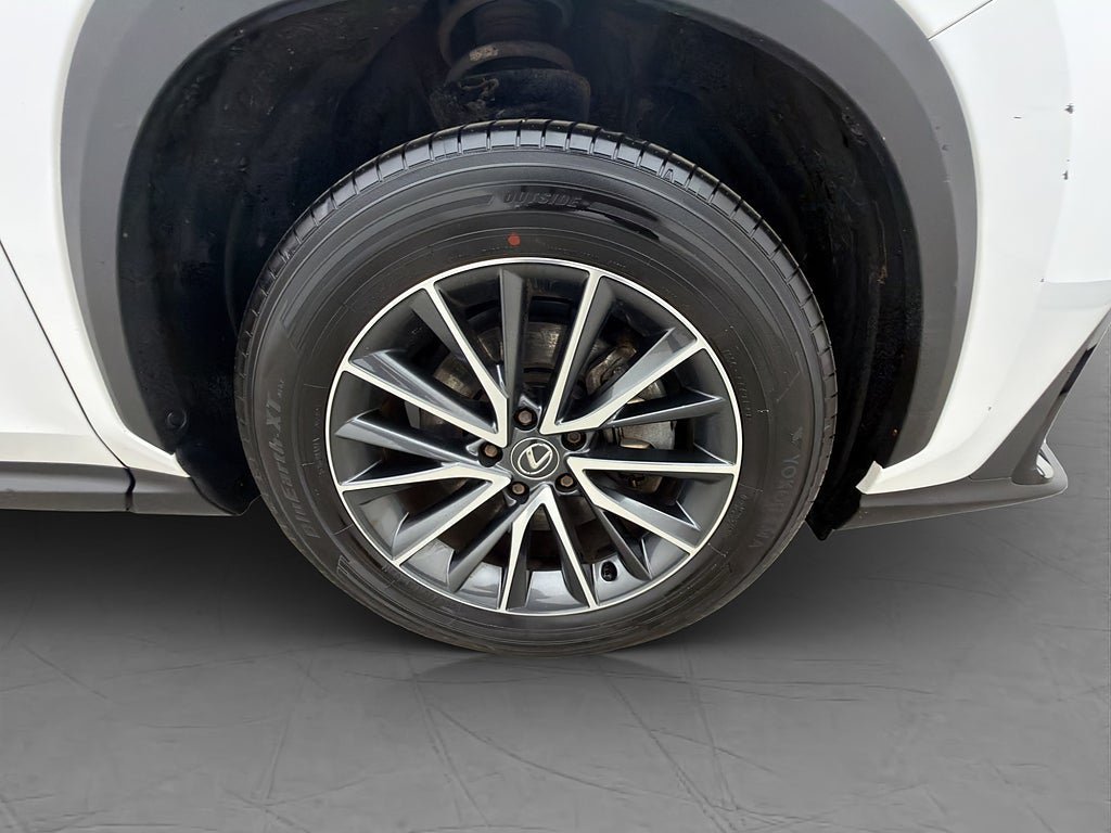 Vehicle Image 30