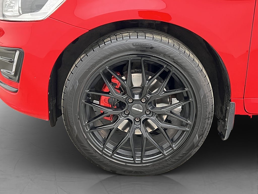 Vehicle Image 26
