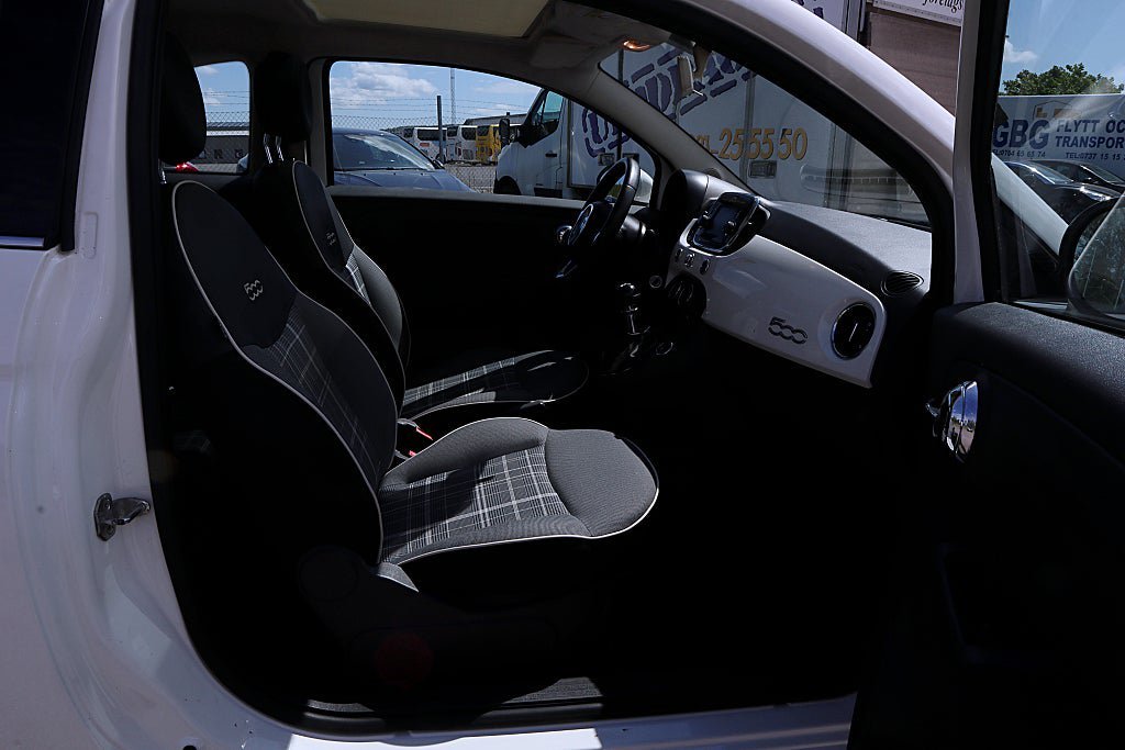 Vehicle Image 10