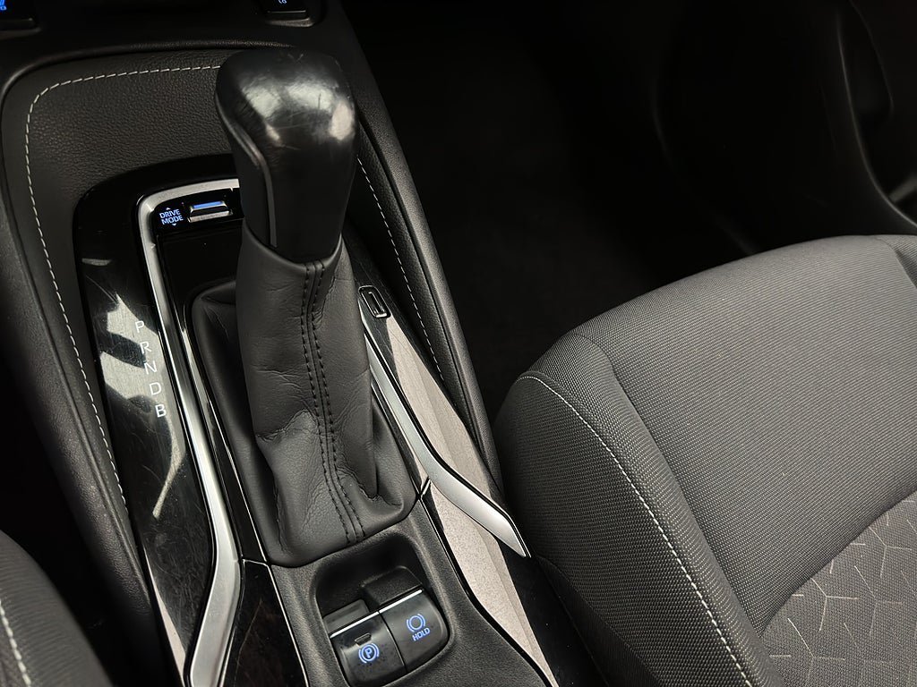 Vehicle Image 18