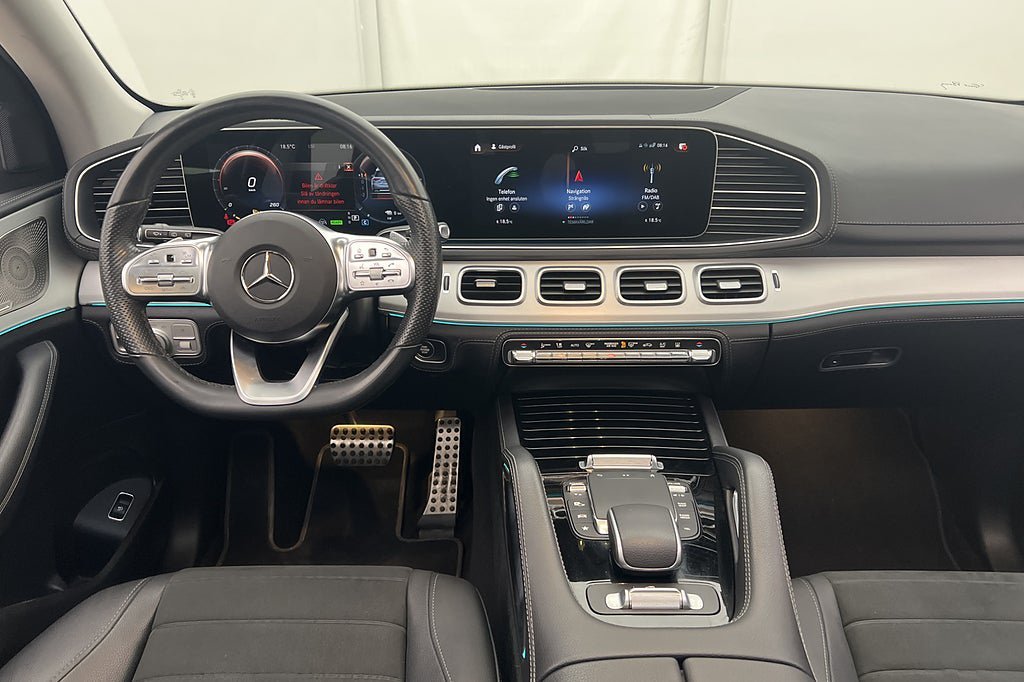 Vehicle Image 32