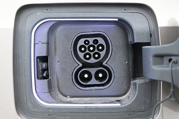Vehicle Image 23