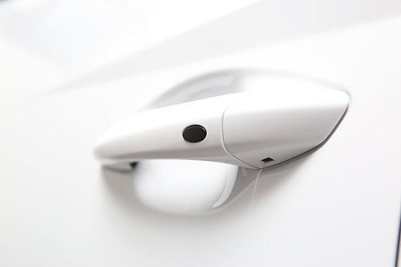 Vehicle Image 11