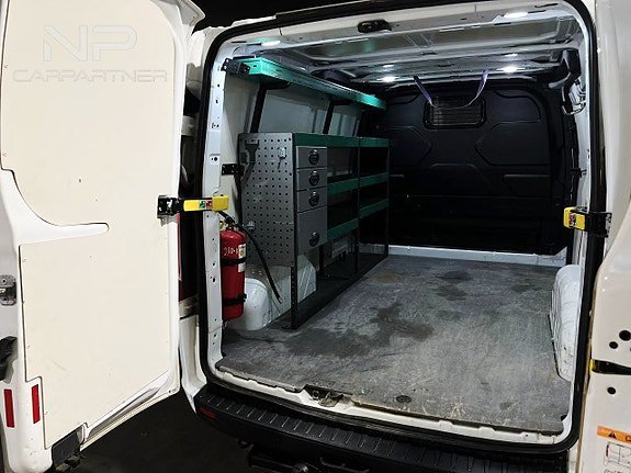 Vehicle Image 15