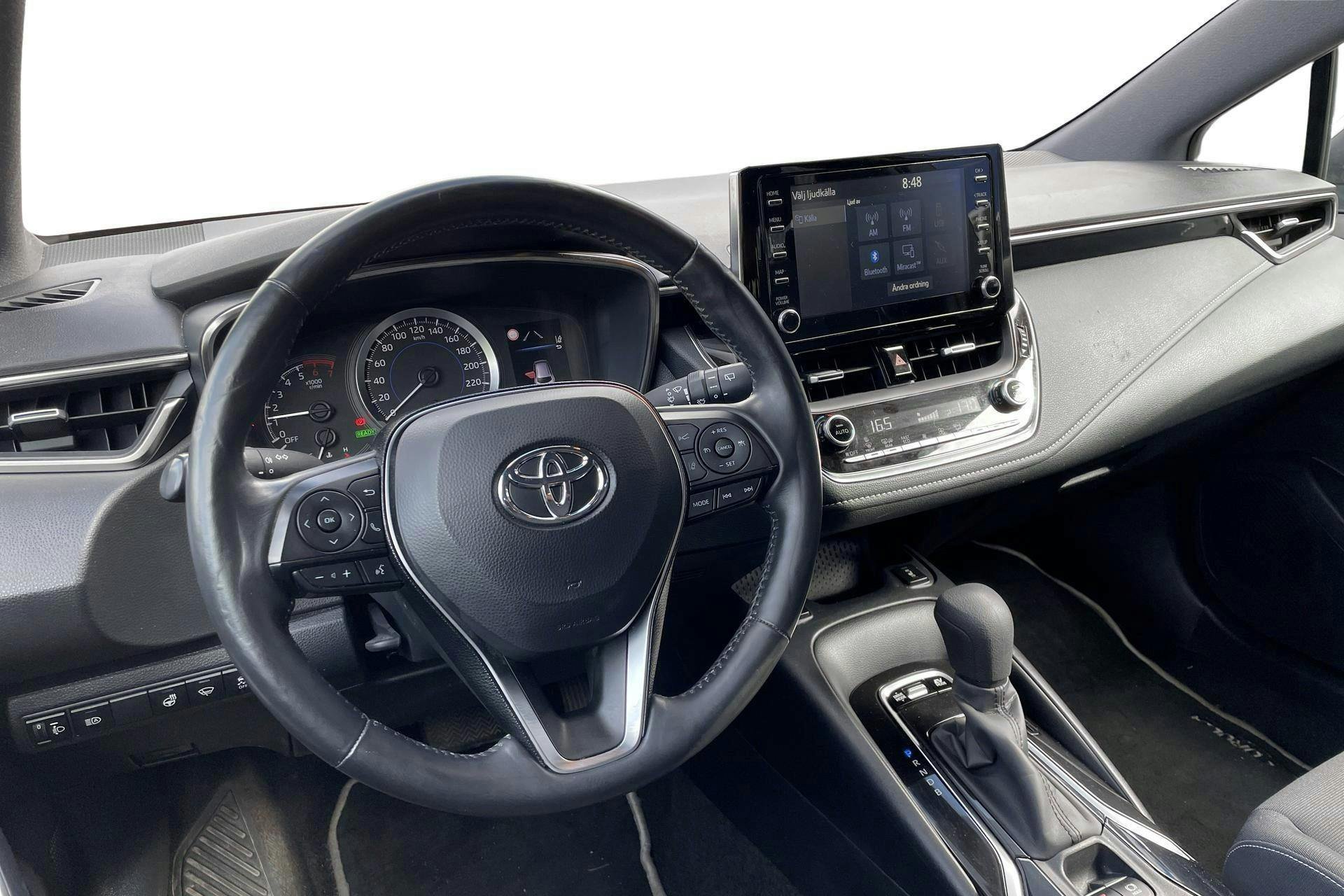 Vehicle Image 12