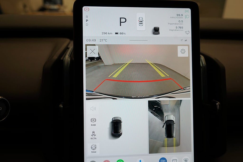 Vehicle Image 12