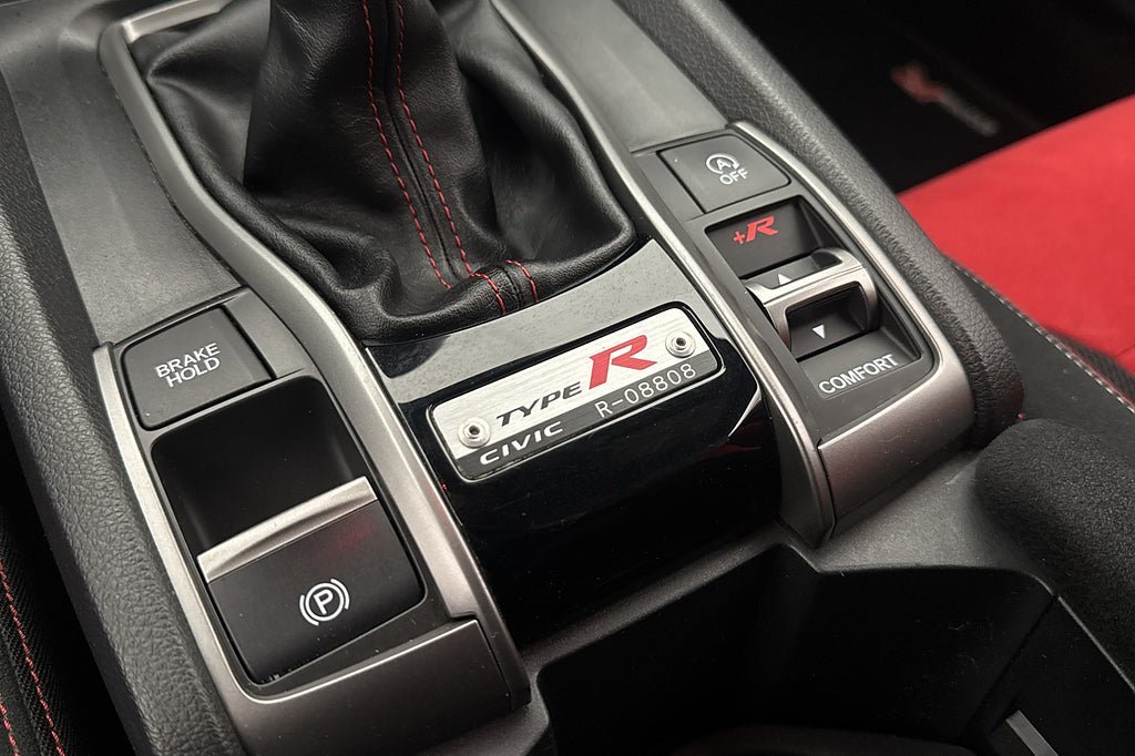 Vehicle Image 24