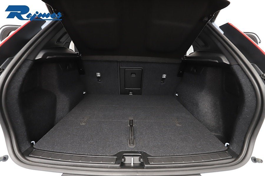 Vehicle Image 17