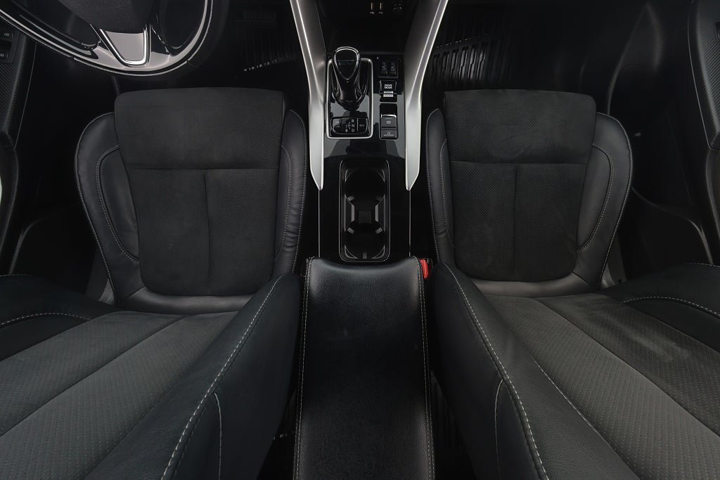 Vehicle Image 14