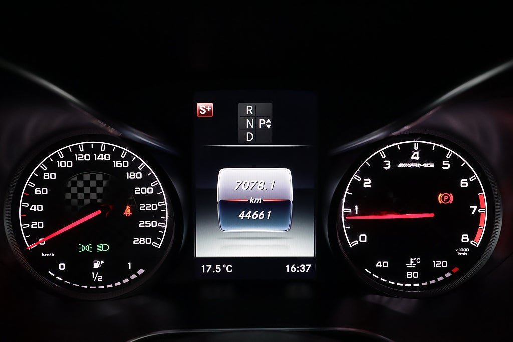 Vehicle Image 17