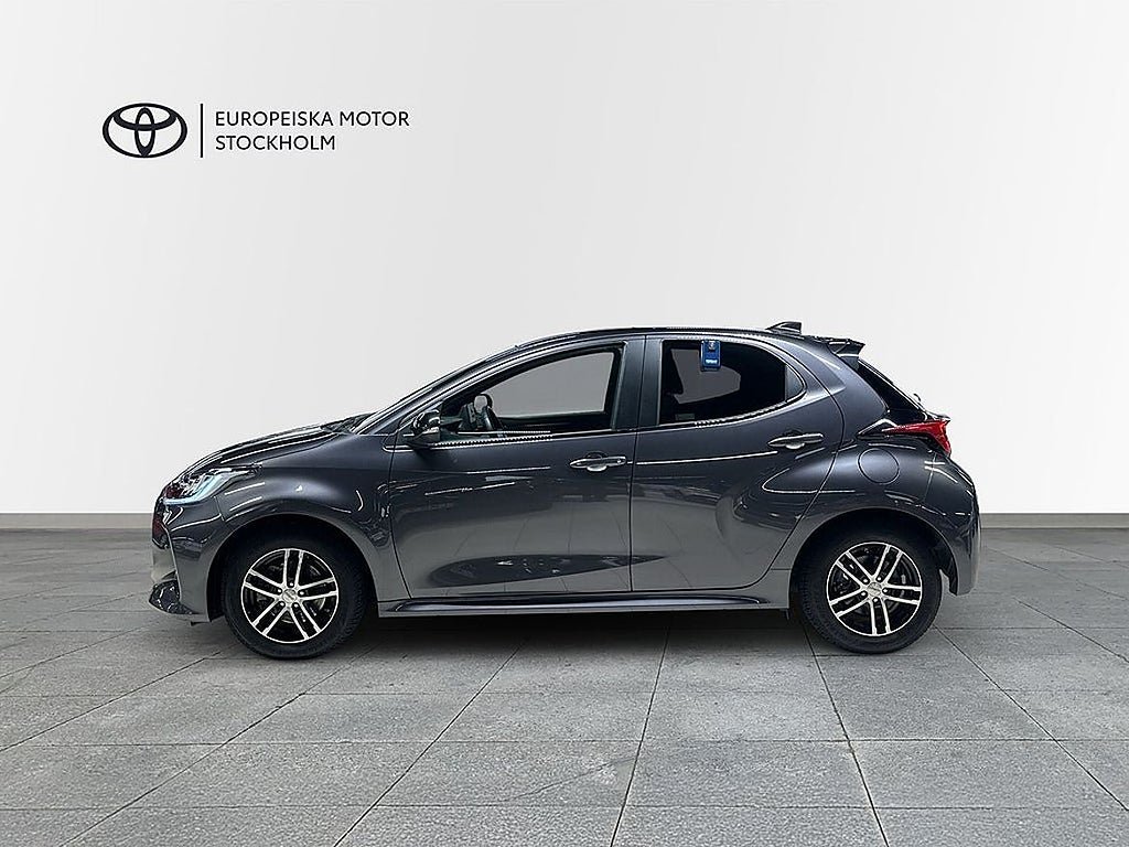 Vehicle Image 3