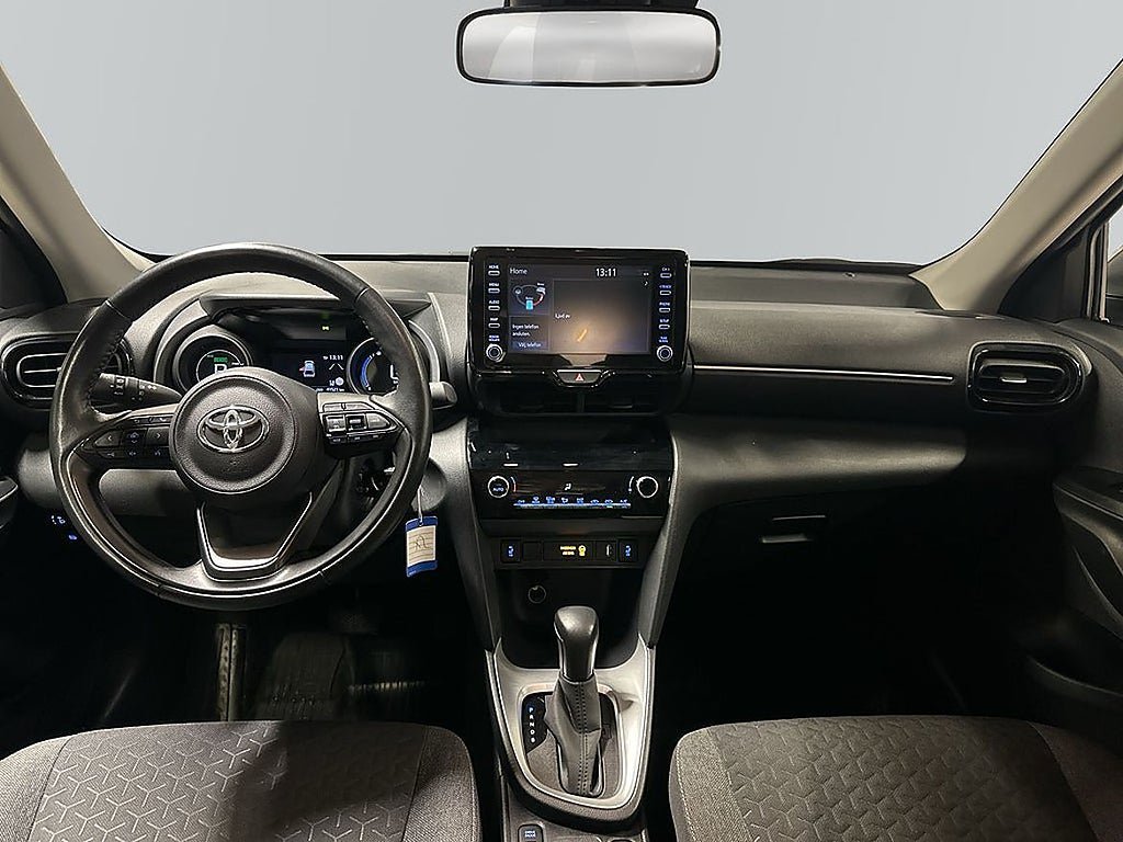 Vehicle Image 8