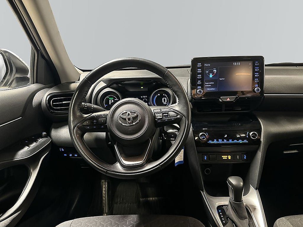 Vehicle Image 9