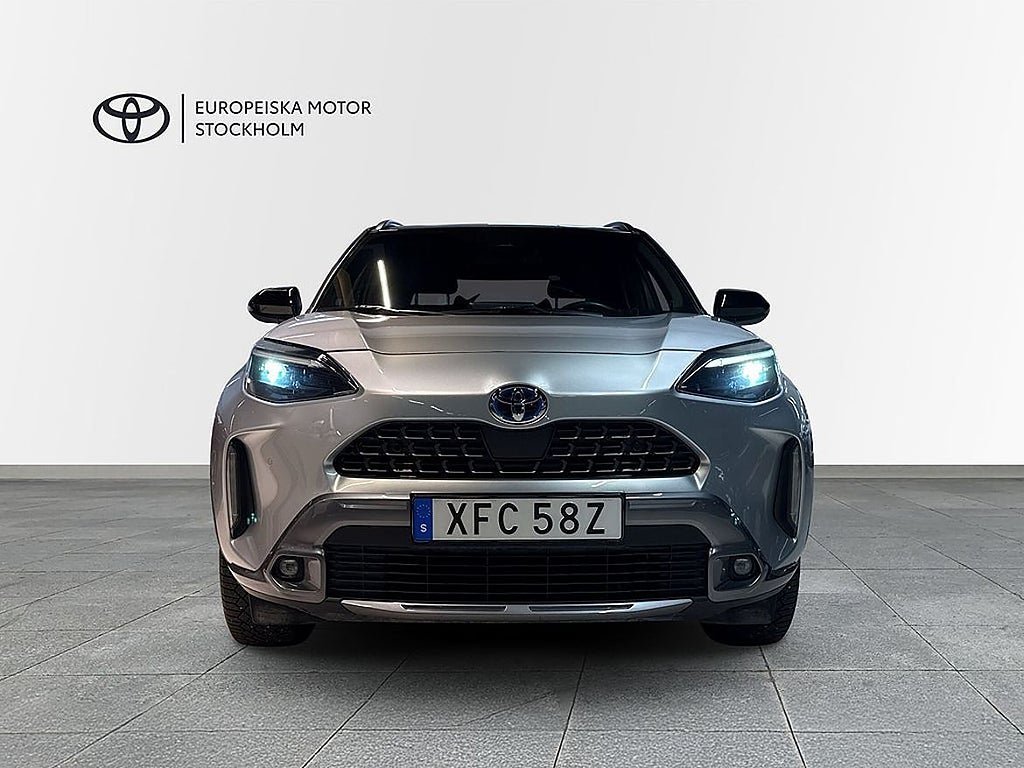 Vehicle Image 6