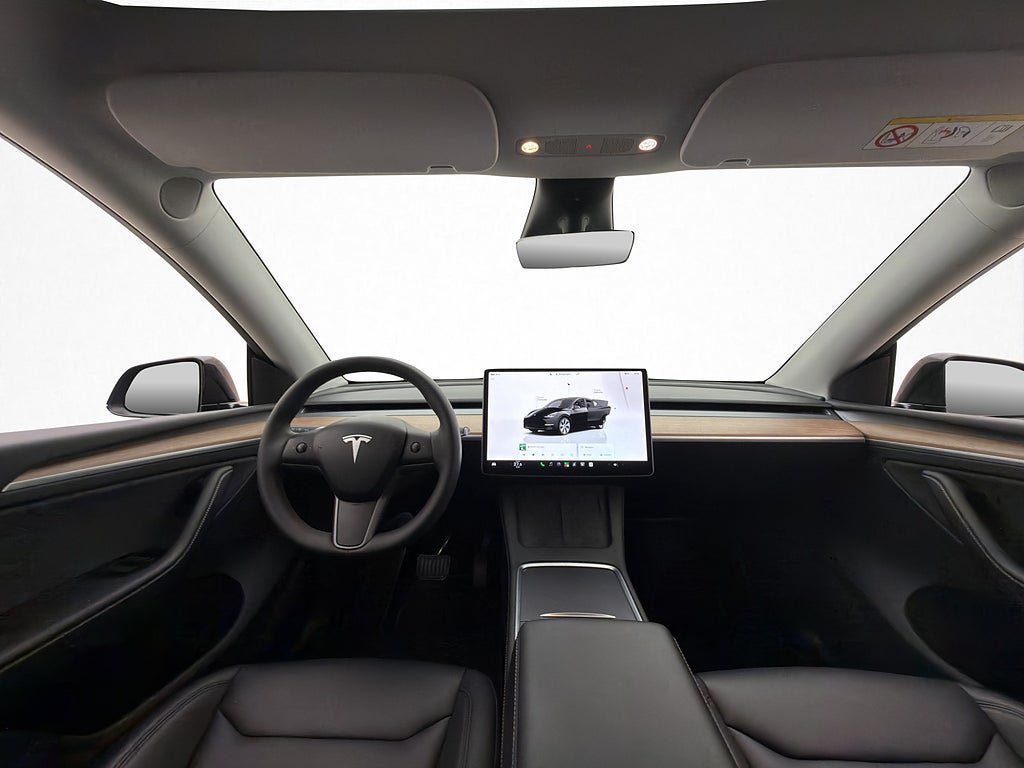 Vehicle Image 16