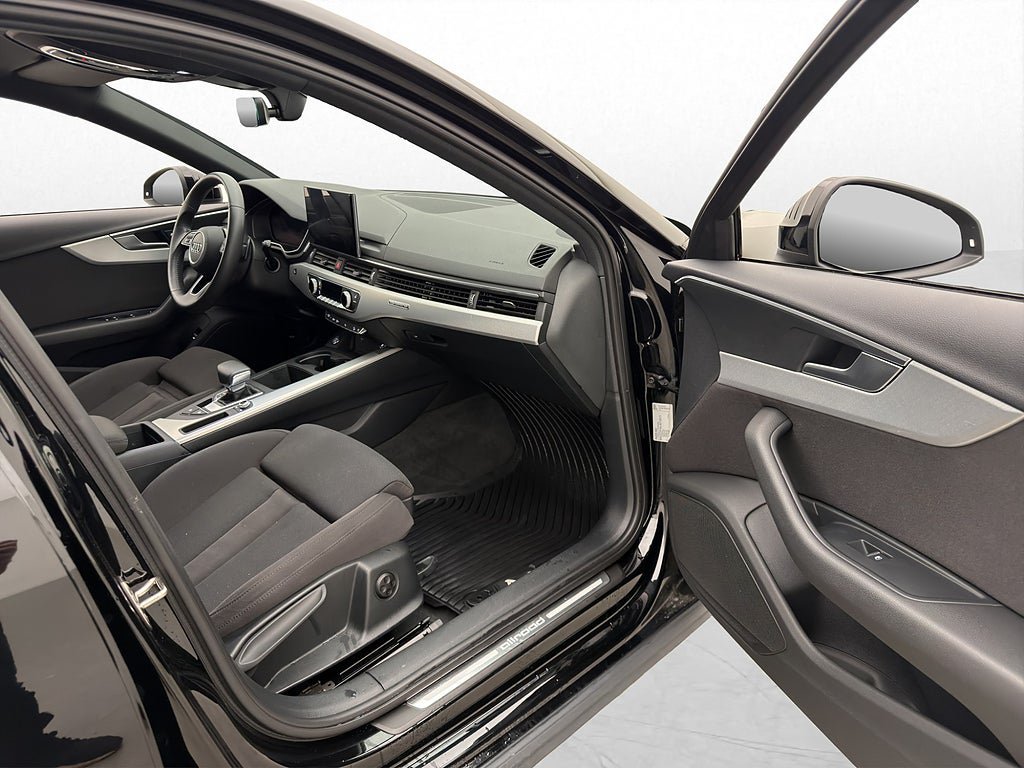 Vehicle Image 31