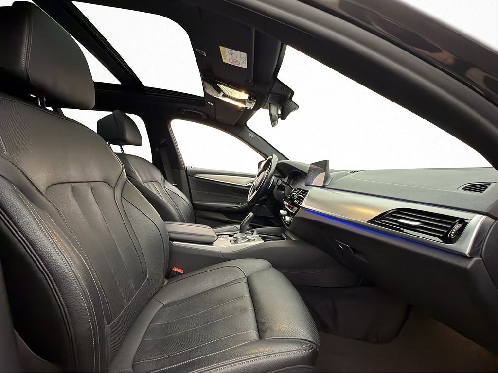 Vehicle Image 38