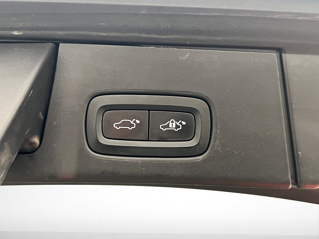 Vehicle Image 34