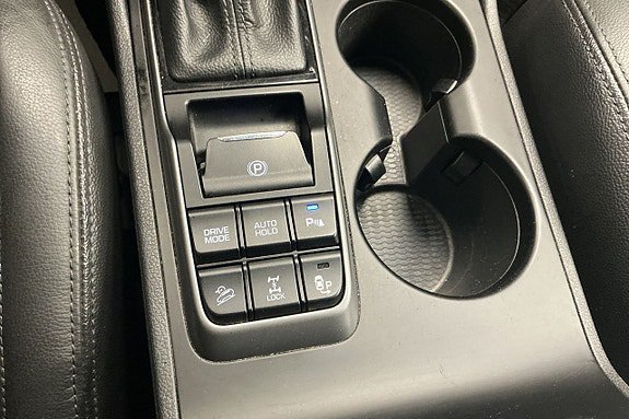 Vehicle Image 24