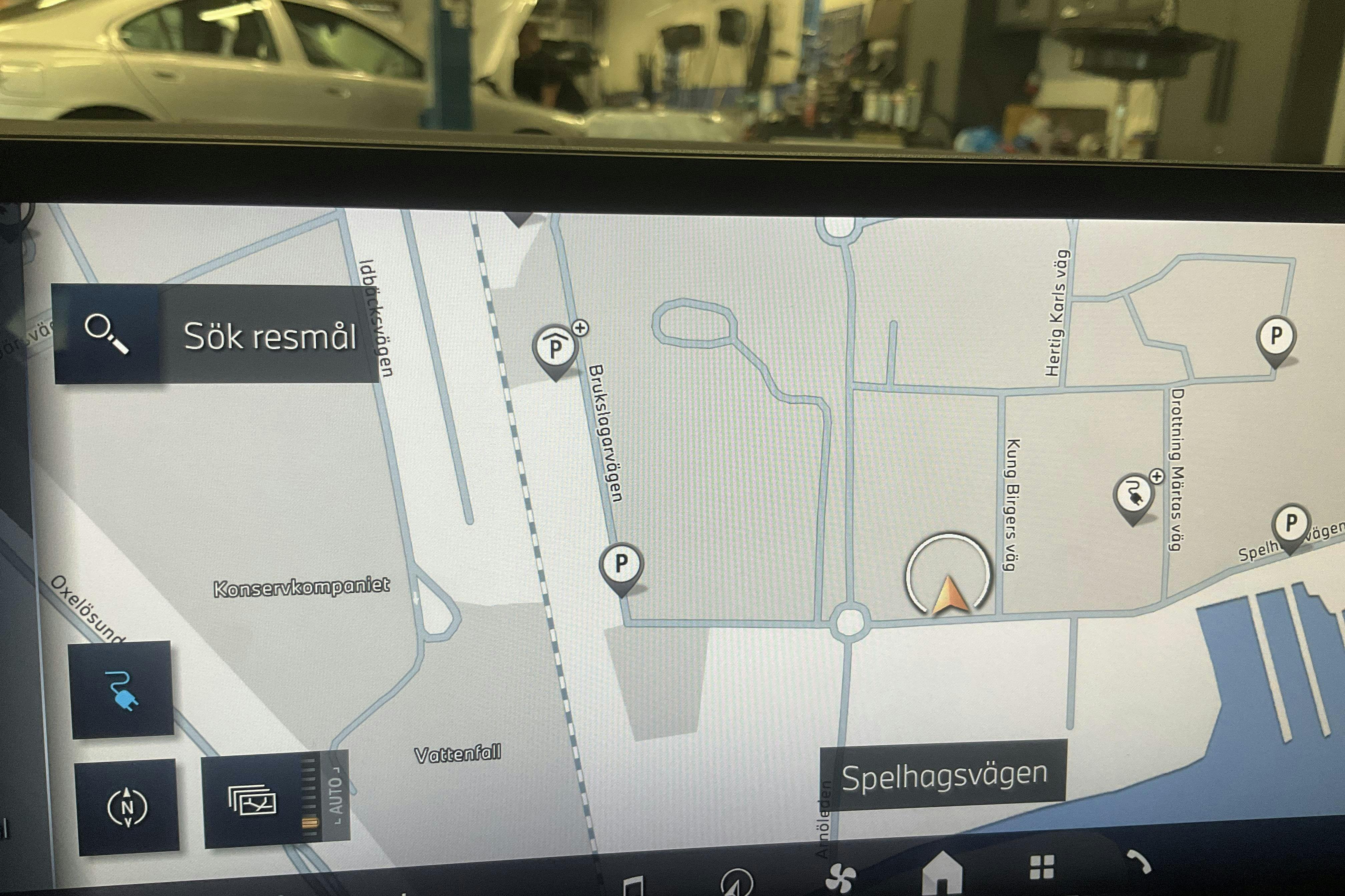 Vehicle Image 11
