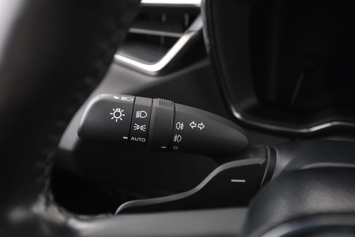 Vehicle Image 32