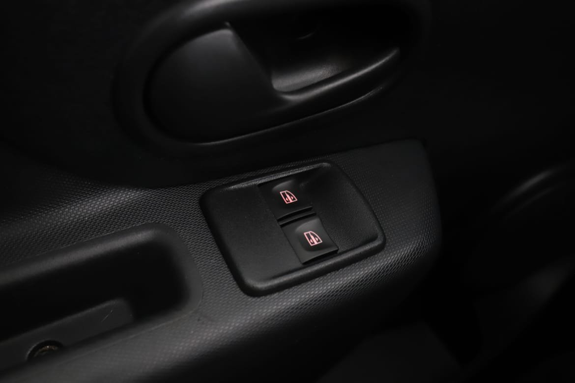 Vehicle Image 29