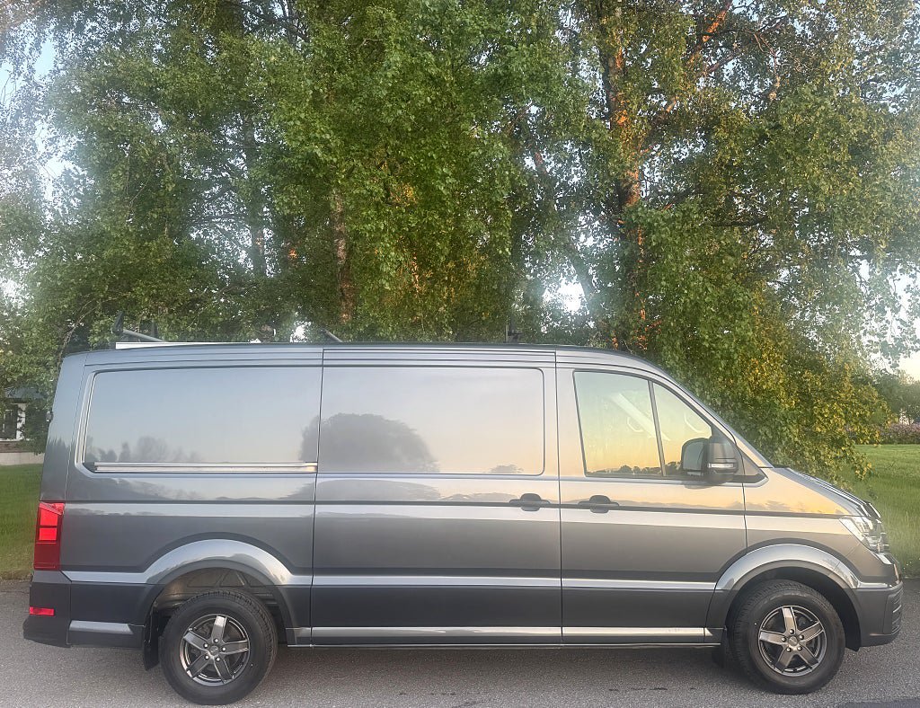 Vehicle Image 17