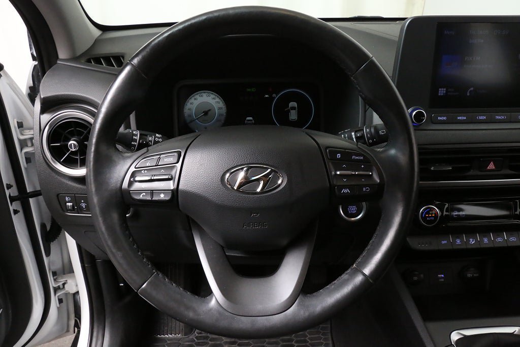 Vehicle Image 17