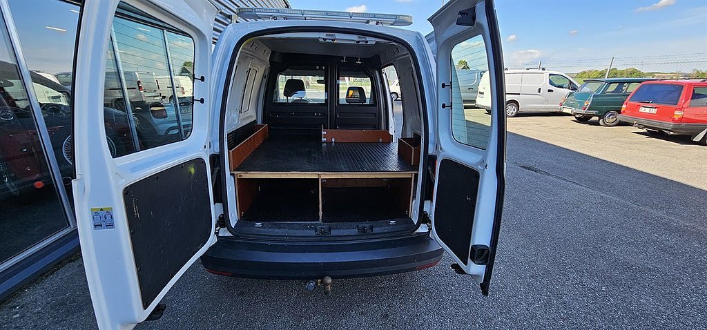 Vehicle Image 13
