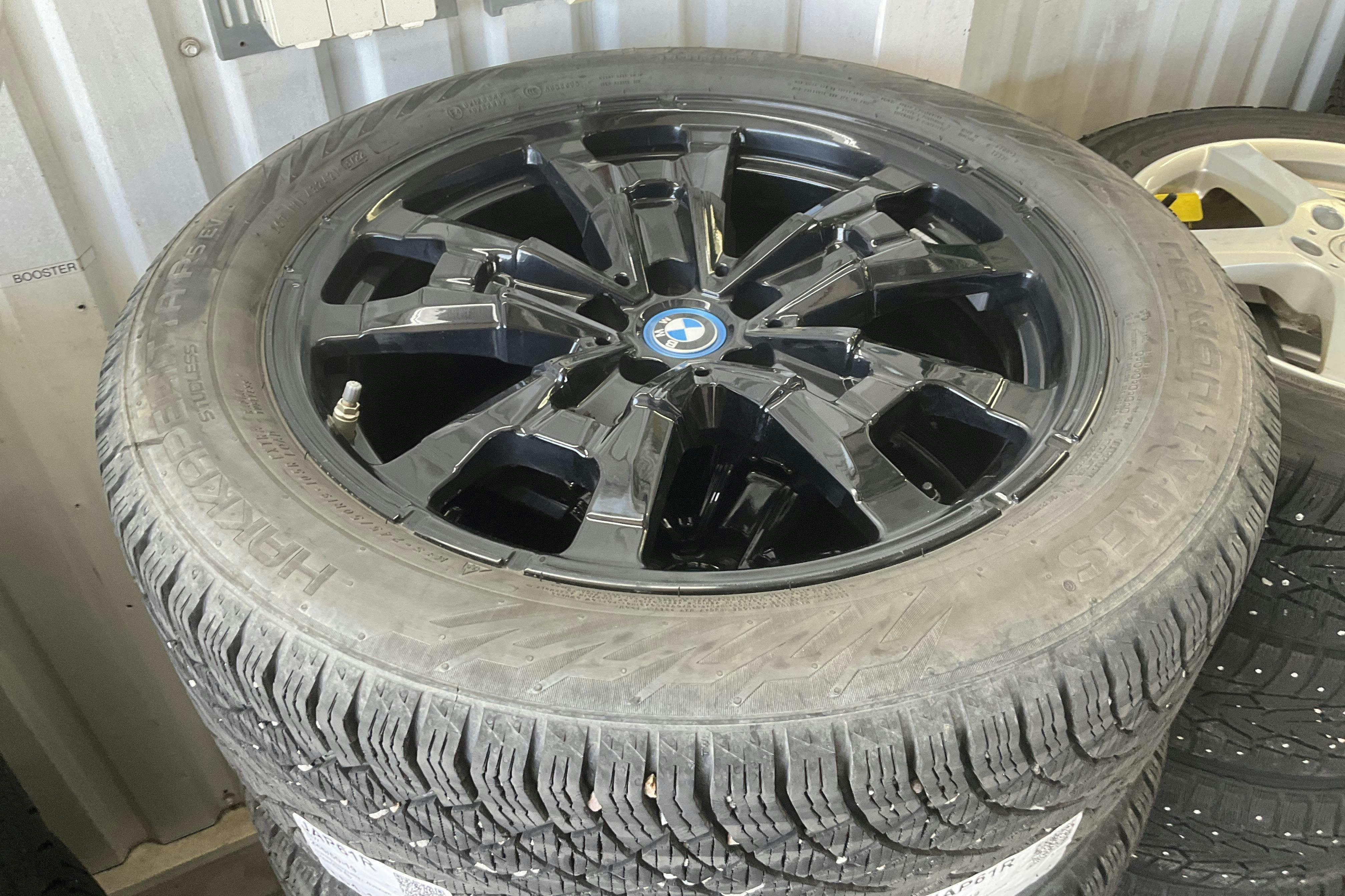 Vehicle Image 20