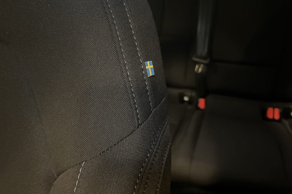 Vehicle Image 25