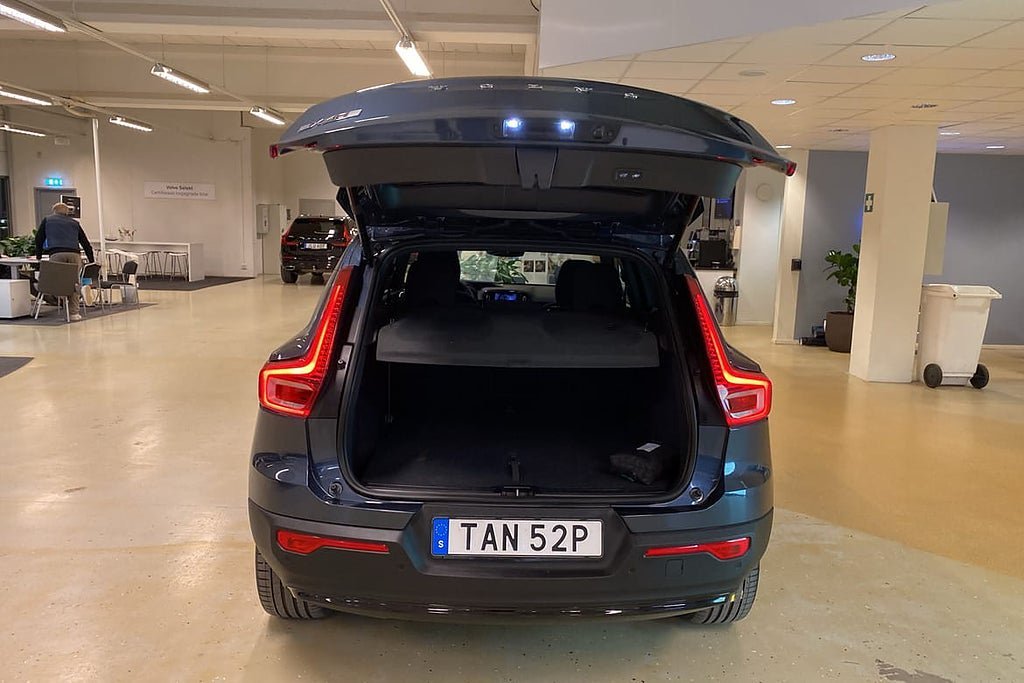 Vehicle Image 22