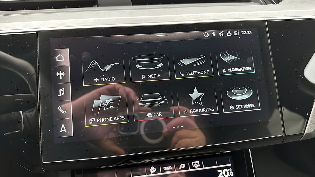 Vehicle Image 15