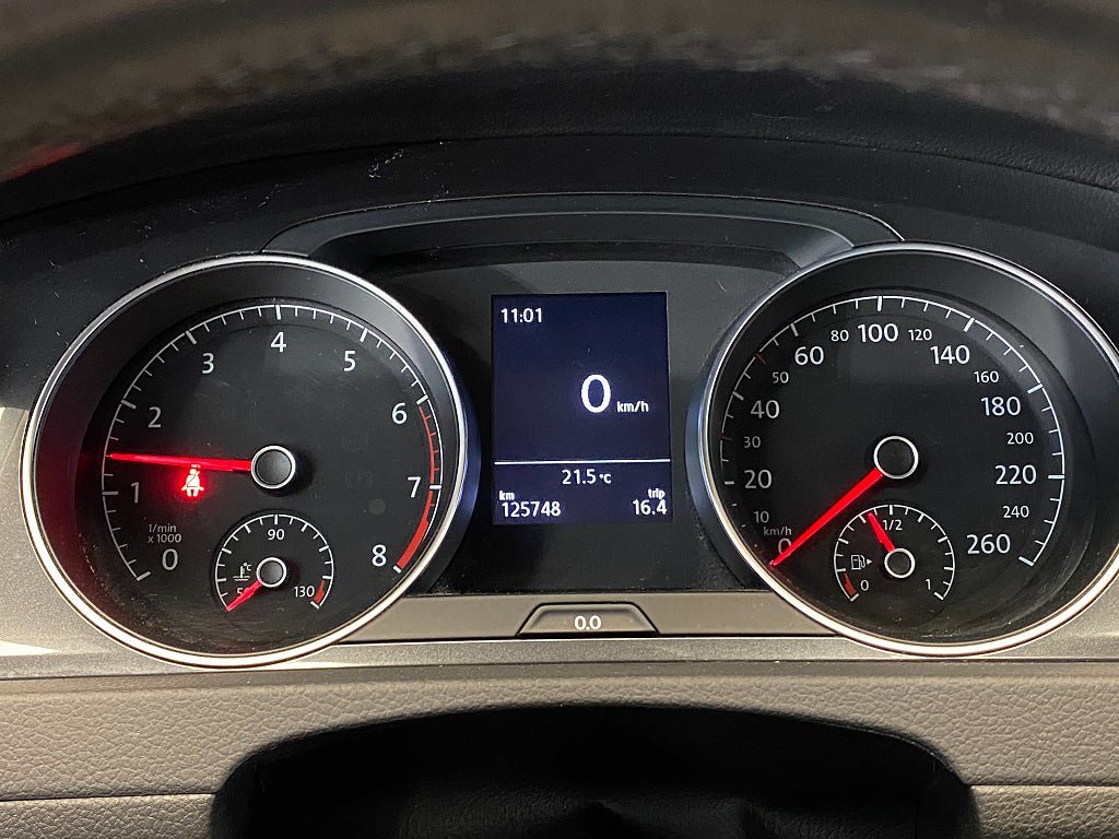 Vehicle Image 23