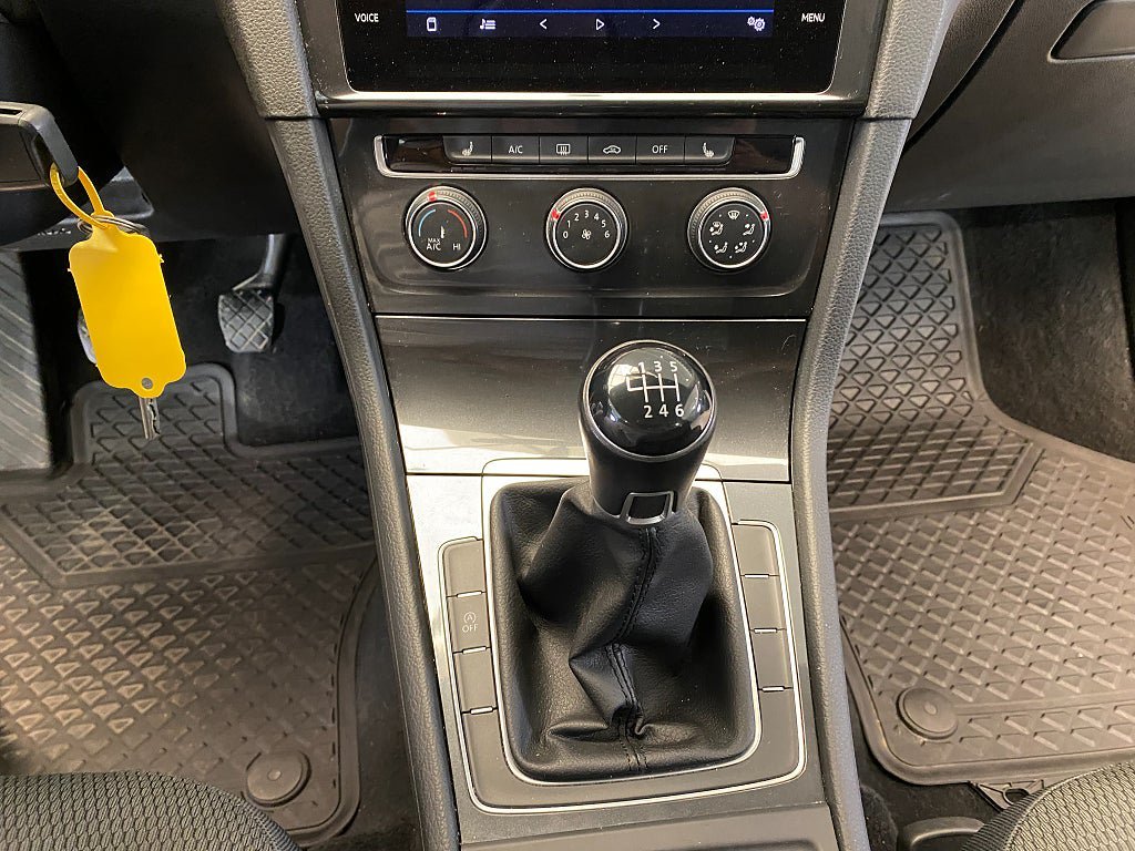 Vehicle Image 38